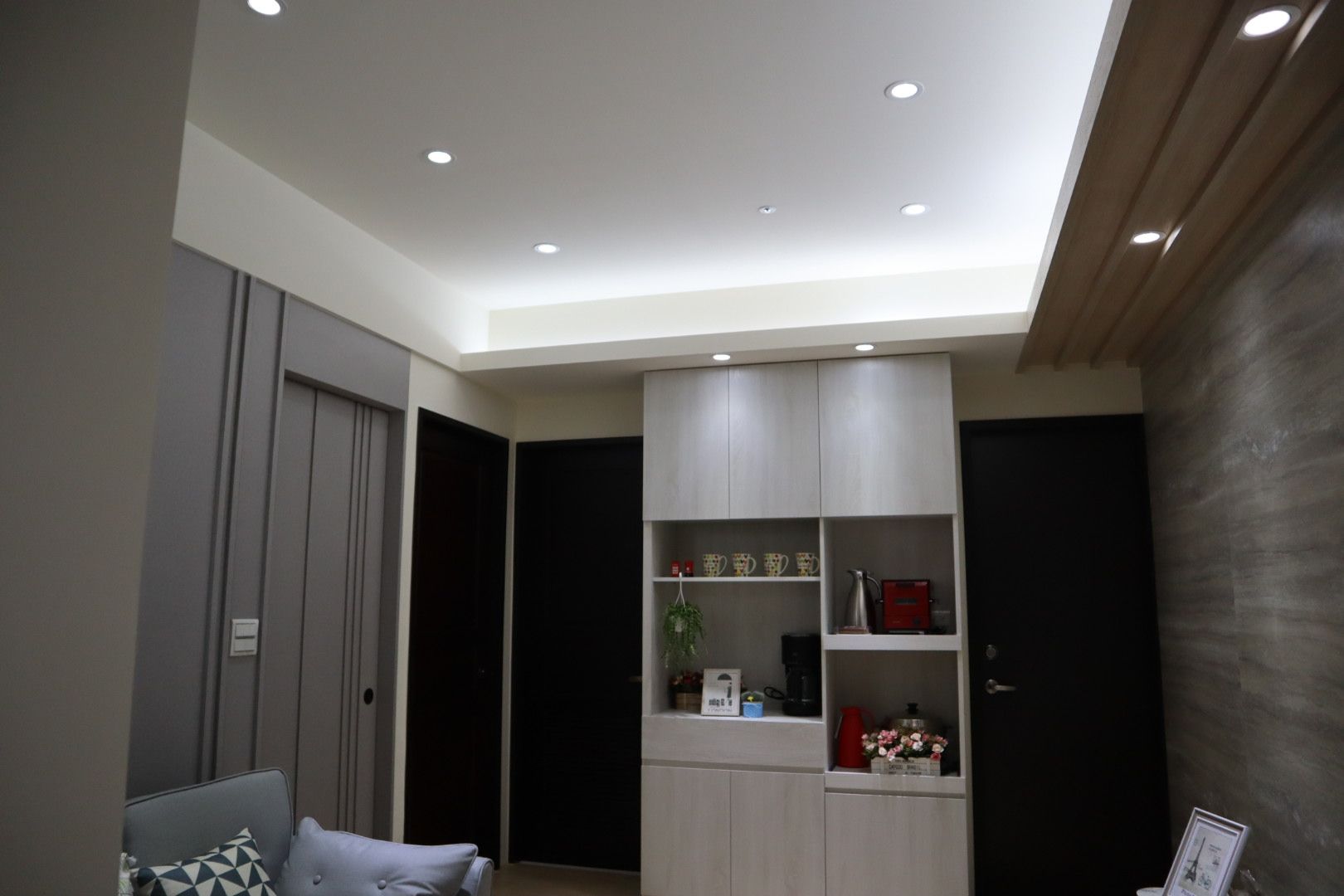 電器櫃結合餐桌2